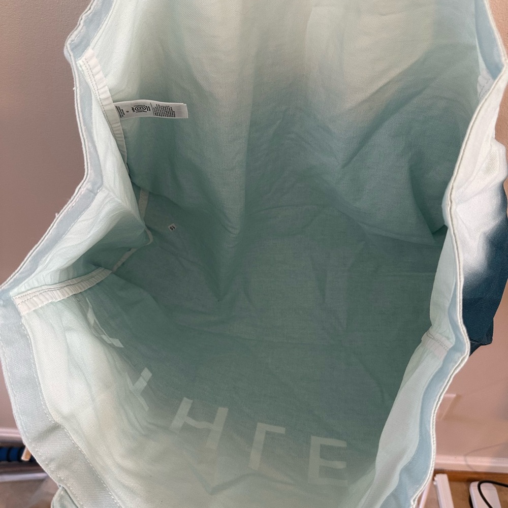 Athleta Blue Ombre Tote Bag -NWT - Picture 4 of 4